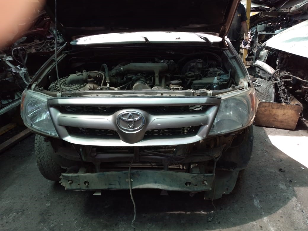  Toyota HILUX 2007    EN DESARME